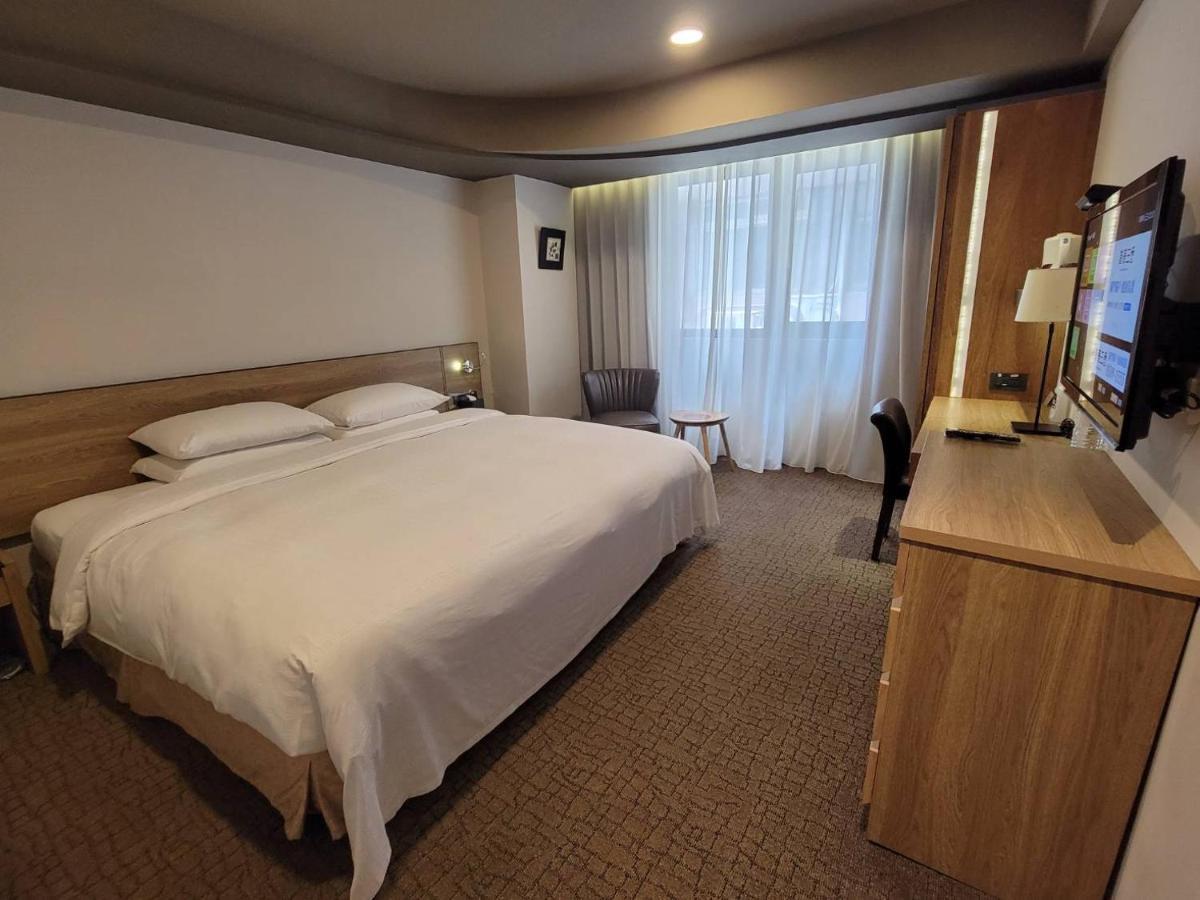 Simple + Hotel Taipei Exterior photo